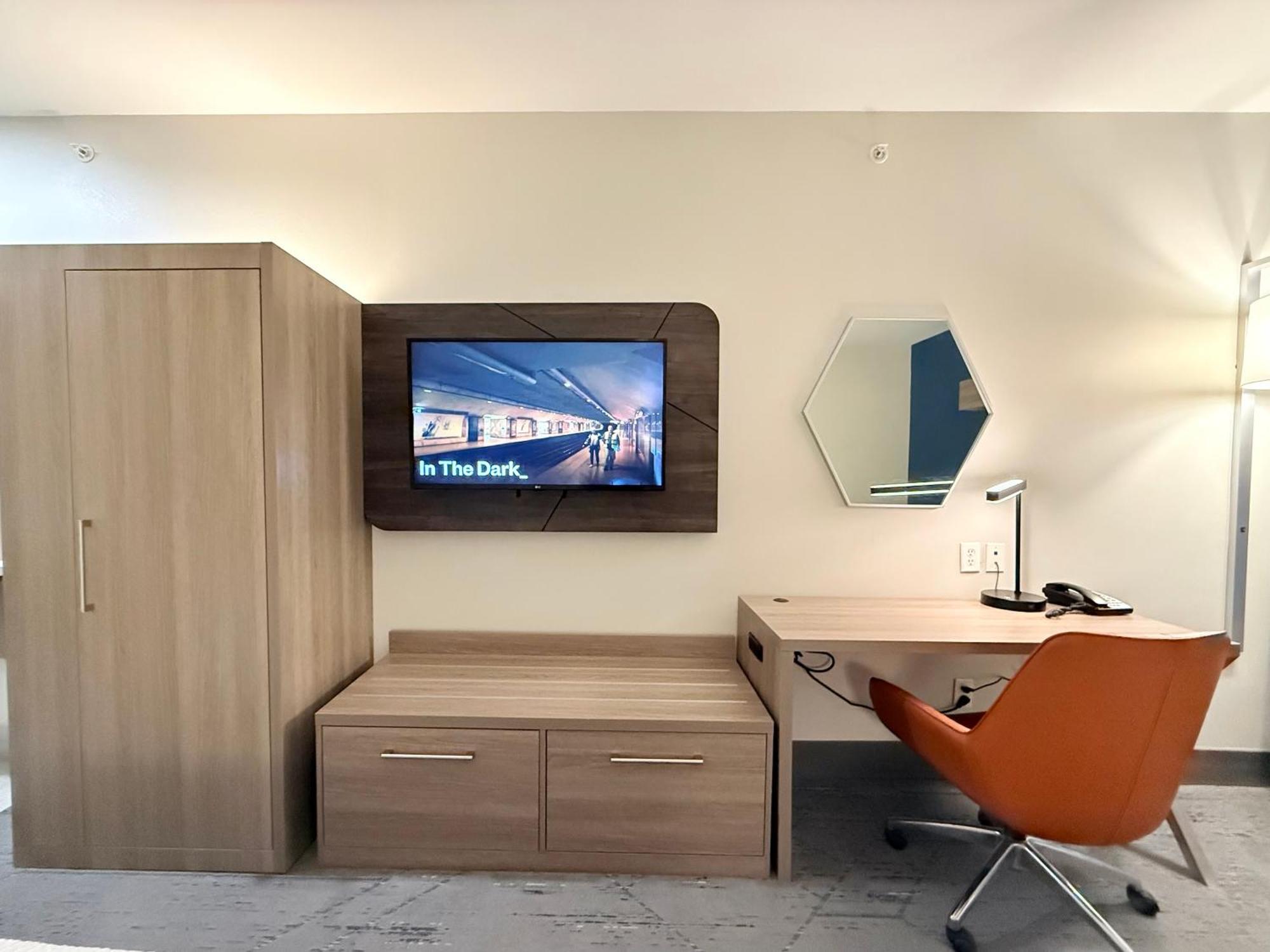 Holiday Inn Express Kenedy By Ihg Kültér fotó