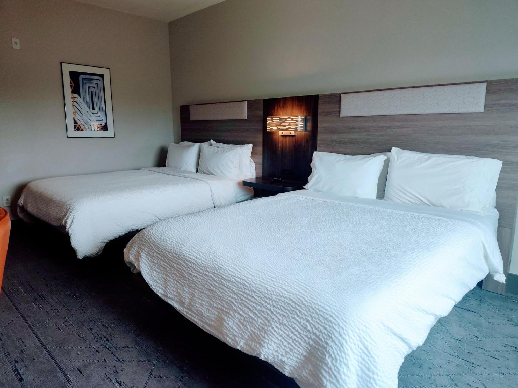 Holiday Inn Express Kenedy By Ihg Kültér fotó