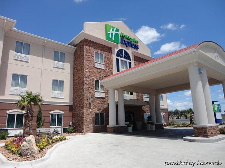Holiday Inn Express Kenedy By Ihg Kültér fotó